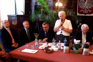 Od lewej: Norbert Krajczy, Bogusaw Wierdak, Jzef Sebesta, Teresa Karol, Kazimierz Zarzycki